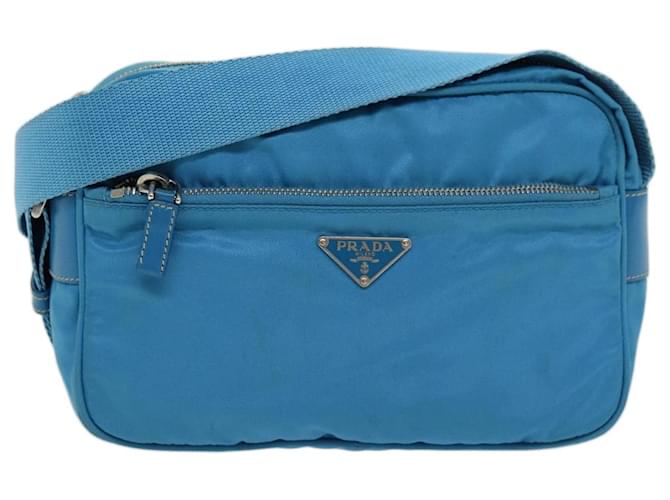 Bolsa tiracolo PRADA azul claro de náilon original 75426 Nylon  ref.1402665