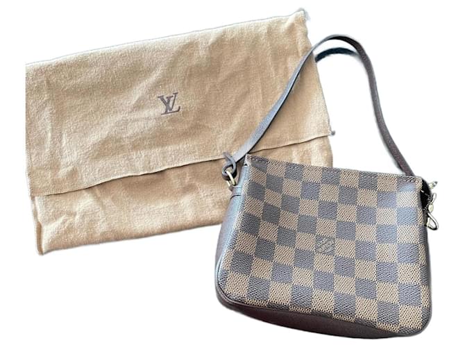 Louis Vuitton clutch  ref.1402749