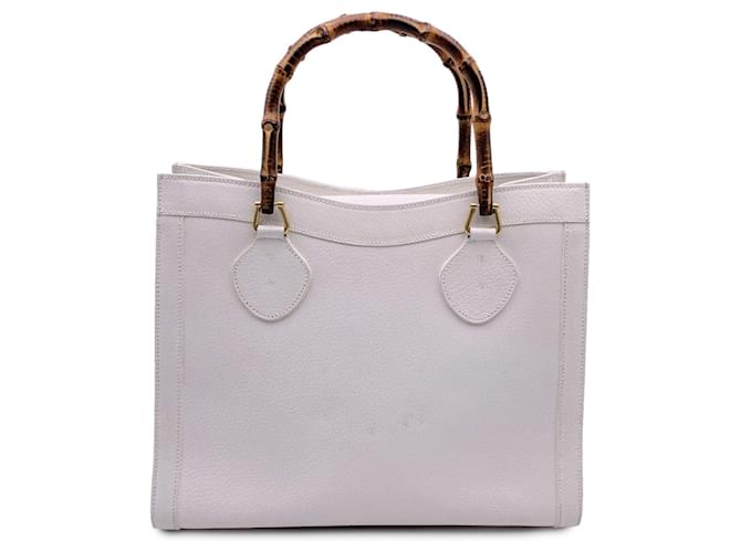 Gucci Borsa tote Princess Diana vintage in pelle bianca in bambù Bianco  ref.1402925