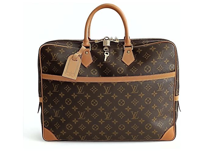 Louis Vuitton Bolsa para documentos de viagem com monograma Sirius Marrom