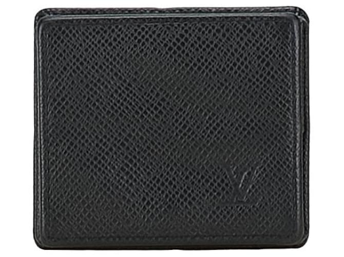 Louis Vuitton Taiga Leather Coin Case M30382 in Very Good Condition Black  ref.1402966