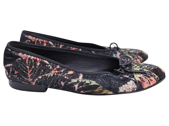 Chanel Printed Ballerina Flats in Multicolor Velvet  ref.1403818