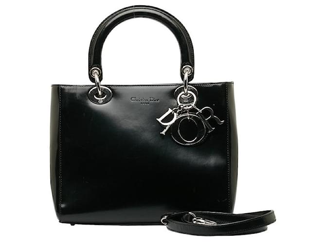 Bolsa de couro Dior média em couro envernizado Lady Dior em bom estado  ref.1404027