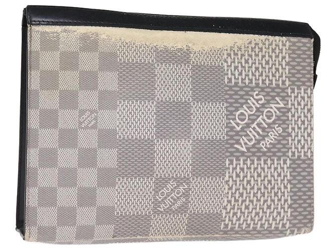 Louis Vuitton Damier Graphit 3D Pochette Voyager MM Tasche N60443 LV Auth 75261
