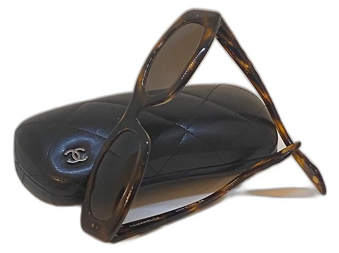 Cambon Chanel Sunglasses CC Monogram Tortoiseshell Acetate Brown
