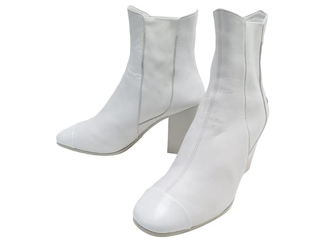 CHANEL SHOES G-HEEL BOOTS34318 White leather 38 BOOTS SHOES  ref.1404545