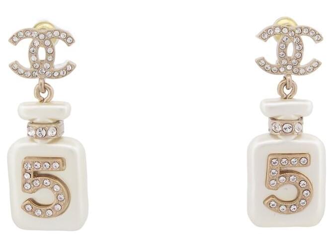 NEUF BOUCLES D'OREILLES CHANEL BOUTEILLE DE PARFUM NUMERO 5 DORE EARRINGS Métal Doré  ref.1404569