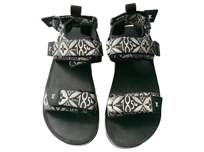 LOUIS VUITTON Flat Comfort Sandals LV 1854 sold out size 39 Very Good Condition Dark blue Cloth  ref.1404826