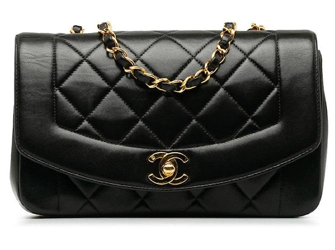 Chanel Diana Flap Umhängetasche Leder Umhängetasche in gutem Zustand  ref.1405232