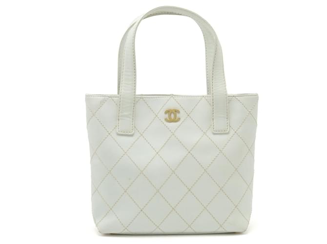 Ponto selvagem de Chanel Branco Couro  ref.1405831