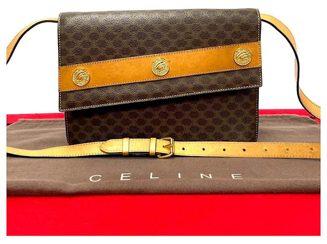 Céline Celine Macadam Canvas Crossbody Bag Canvas Crossbody Bag in Very Good Condition Cloth  ref.1406004