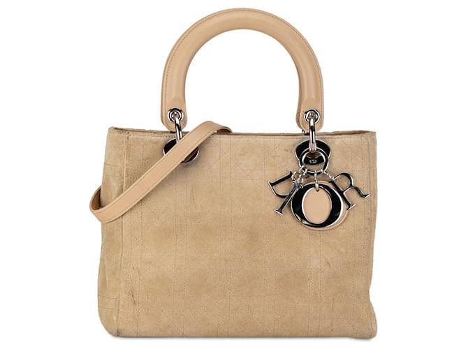 Bolso satchel Lady Dior Cannage de ante mediano Dior beige Cuero  ref.1406362