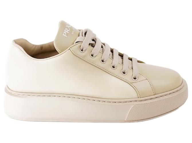 Prada Baskets Plateformes Beige 38 ½ Toile  ref.1406373