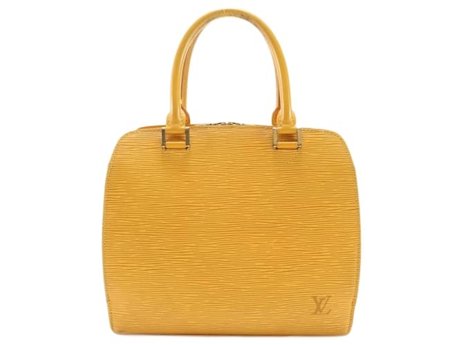 Louis Vuitton Pont Neuf Yellow Leather  ref.1407070