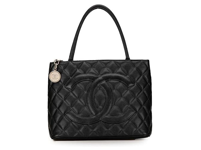 Sac cabas en cuir Chanel CC Caviar Medallion Tote en bon état  ref.1407823