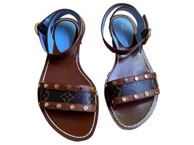 Louis Vuitton Sandalen Größe 37 Kamel