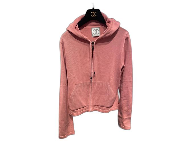 Chanel Pulls, Gilets Noir Rose