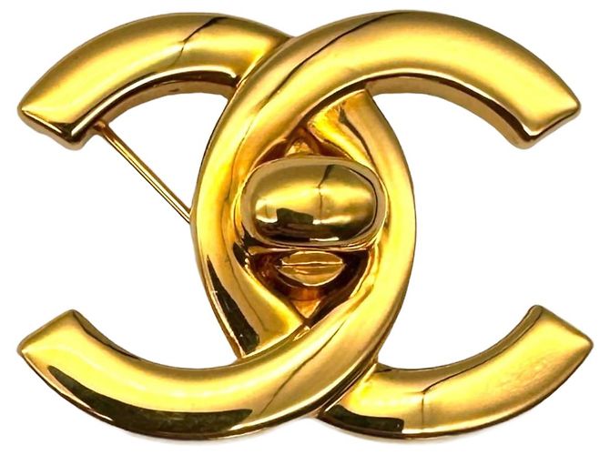Spilla CHANEL CC Turnlock D'oro