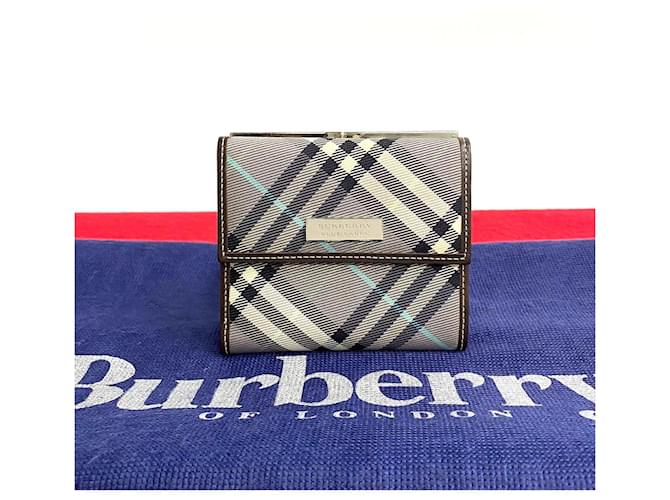 Burberry Nova Check Nylon Trifold Wallet Cartera corta de lona en buen estado Lienzo  ref.1408662