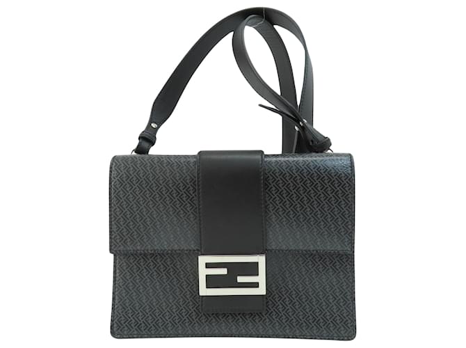 Fendi Zucca Preto Couro  ref.1409017