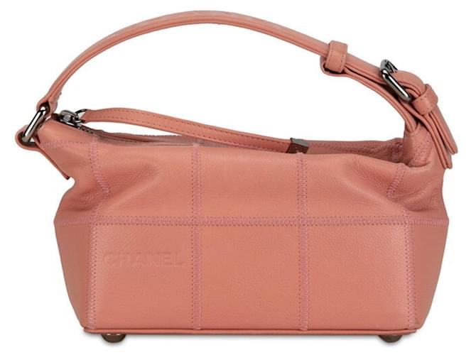 Chanel Chocolate bar Pink Leather  ref.1409443