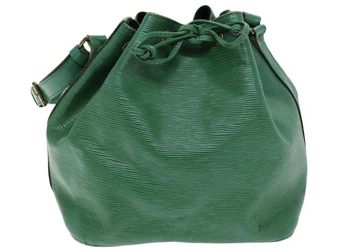 Noe Louis Vuitton Petit Noé Verde Couro  ref.1409637