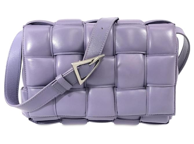 Bolsa Crossbody Roxa Bottega Veneta Intrecciato Acolchoada Cassete Roxo Couro  ref.1410236