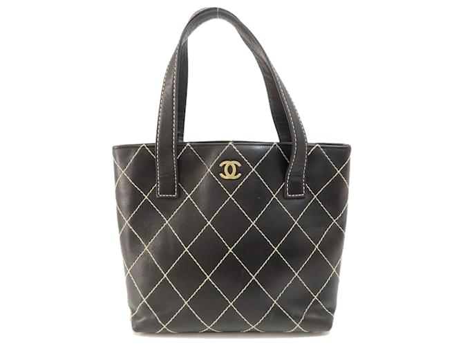 Ponto selvagem de Chanel Preto Couro  ref.1411538