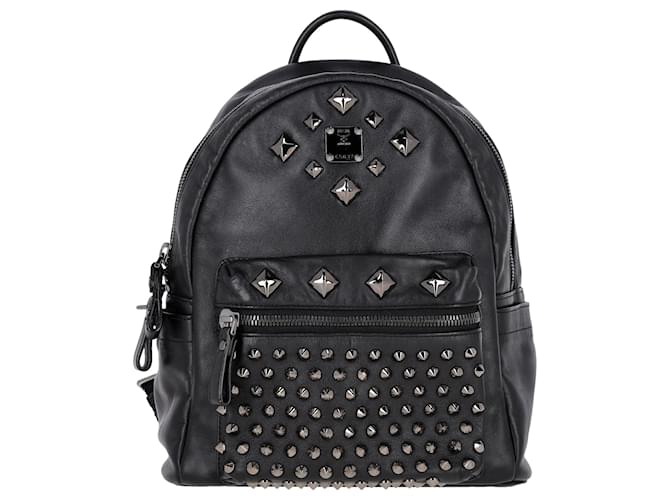 MCM Medium Studded Backpack in Black Calfskin Leather Pony-style calfskin  ref.1411894