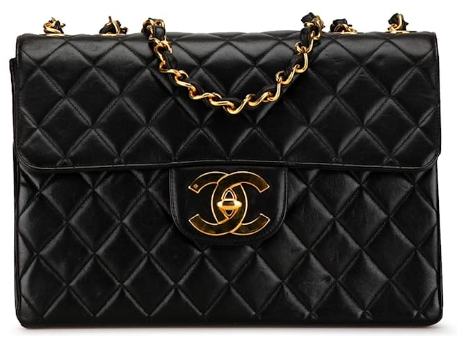 Rabat simple en cuir d'agneau classique Jumbo XL noir Chanel  ref.1412529