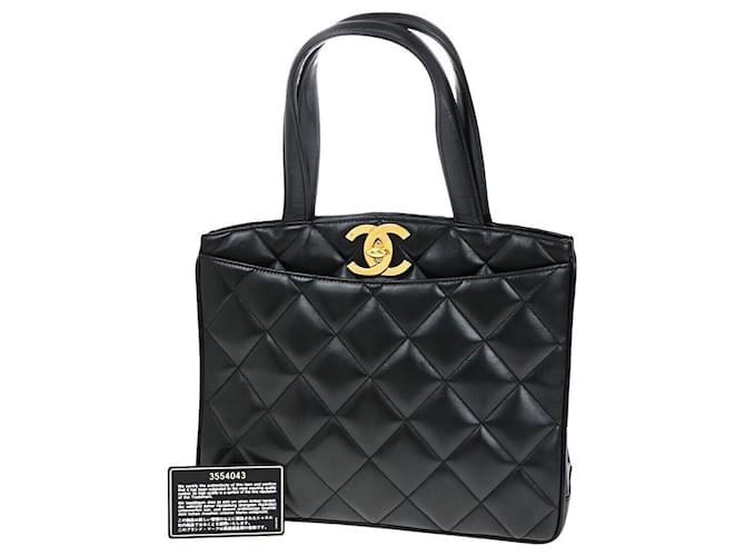 Chanel Matelassé Negro Cuero  ref.1412821