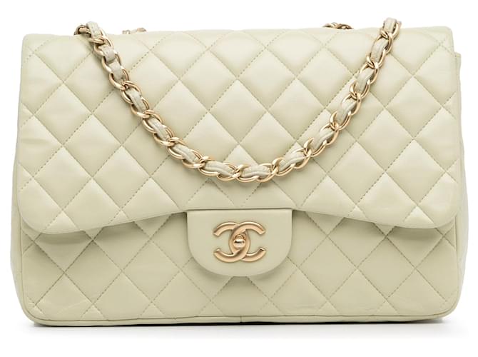 Bolsa de ombro Chanel Jumbo Classic em pele de cordeiro verde com aba única Couro  ref.1413042