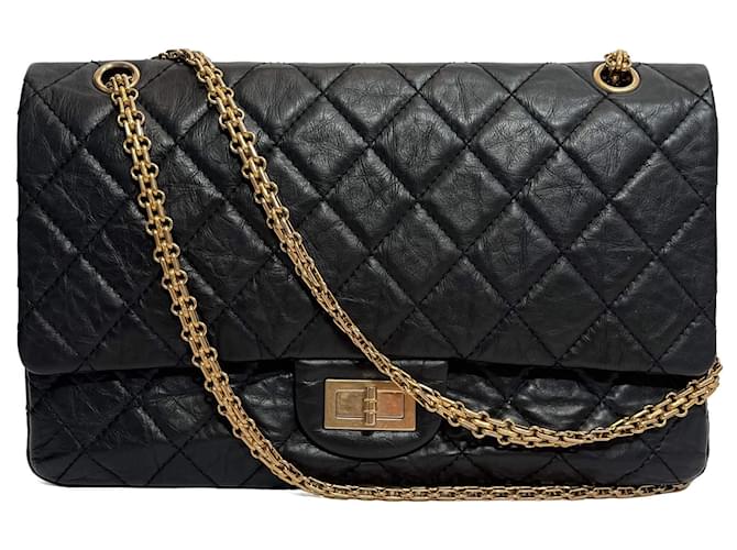 Timeless Chanel 2.55 Reedição Maxi Matelassé Pele de Cordeiro 2-Bolsa com aba Ways preta Preto Couro  ref.1413695