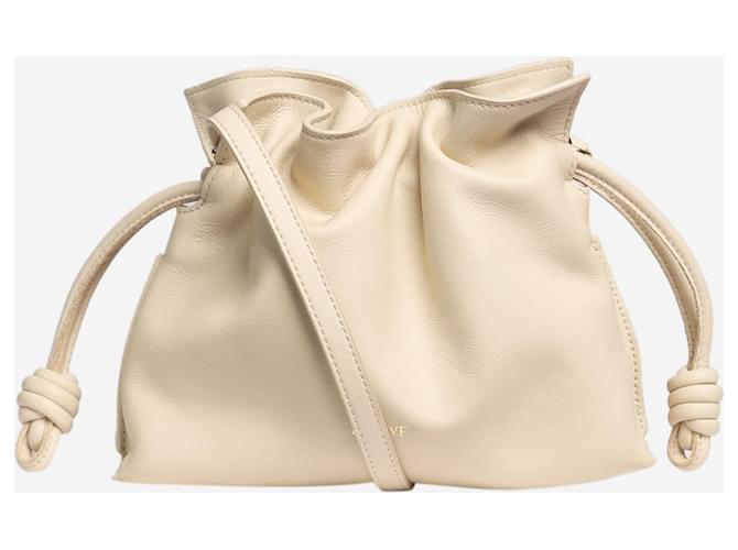 Loewe Pochette Flamenco crème en cuir de veau nappa Écru  ref.1413859