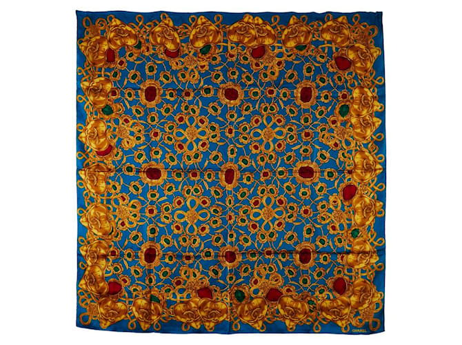 Écharpe Chanel en soie 85 cm x 85 cm avec motif bijou Coco en très bon état Coton Orange  ref.1414071