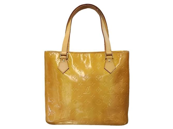 Louis Vuitton Houston Beige Charol  ref.1414576