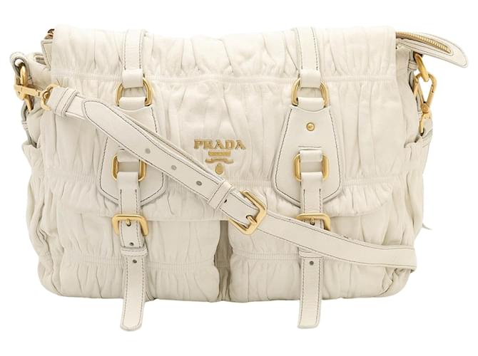 Prada Nappa gauffré Branco Couro  ref.1414825