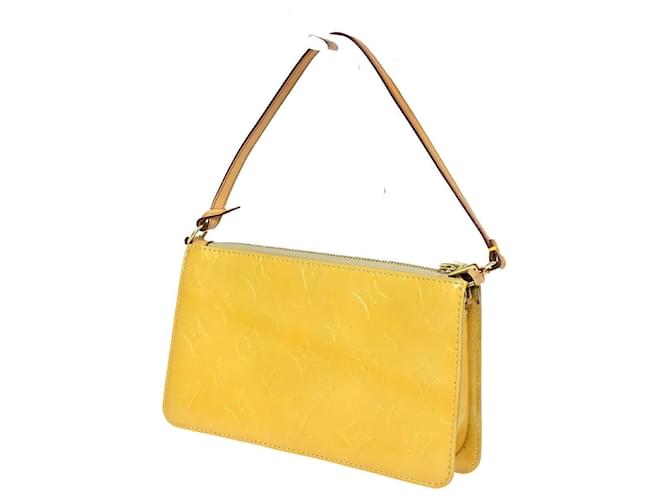 Louis Vuitton Lexington Amarelo Couro envernizado  ref.1415117