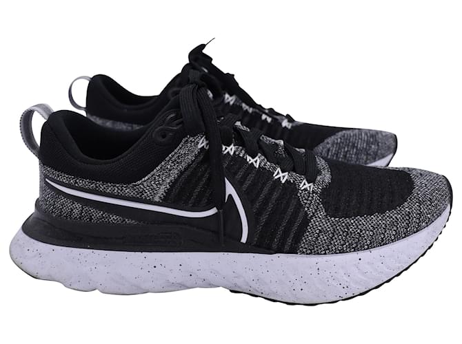 Nike React Infinity Run Flyknit 2 Tênis em Sintético Cinza  ref.1415143