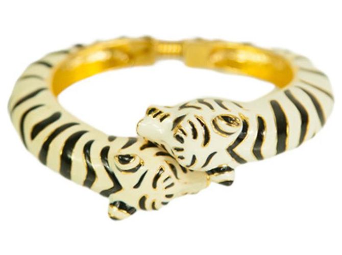 Pulsera de puño de doble cabeza de tigre de esmalte de KENNETH JAY LANE