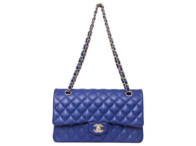 Sac à rabat doublé en cuir matelassé Chanel Caviar Bleu  ref.1415668