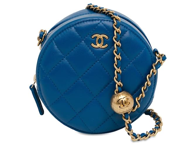 Bolso de mano redondo con estampado de perlas y piel de cordero acolchado CC de Chanel azul con bolso bandolera con cadena Cuero  ref.1415868