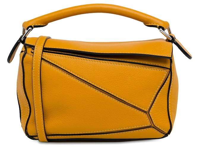 Bolsa Loewe Mini Puzzle Amarela Amarelo Couro  ref.1415900