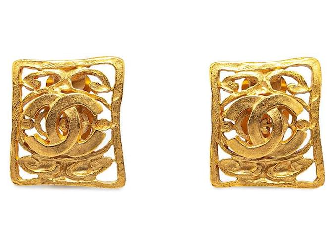 Chanel Vintage Coco Mark Square Earrings Gold Plated in Great Condition Golden Metal  ref.1416445