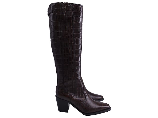 Botas de cano alto Ganni Western em couro marrom com efeito crocodilo
