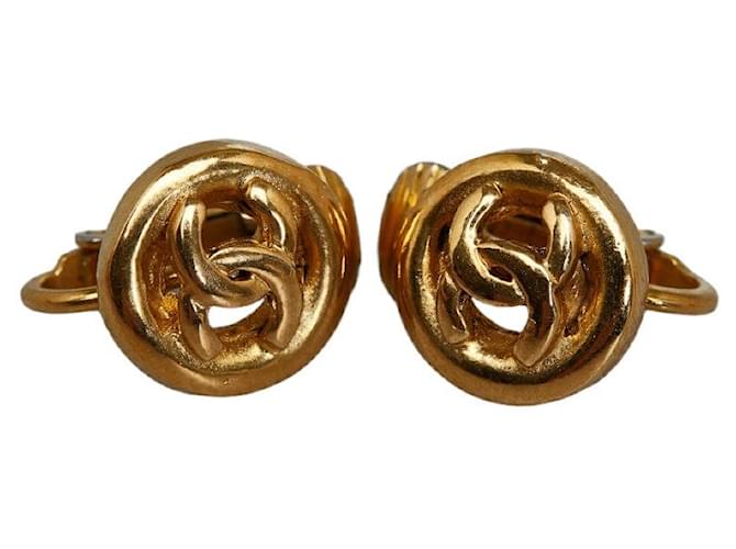 Brincos Chanel Coco banhados a ouro em muito bom estado Dourado Metal  ref.1417604