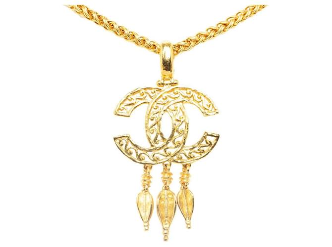 Chanel Vintage Coco Mark Swing Necklace Gold Plated in Great Condition Golden Metal  ref.1417664