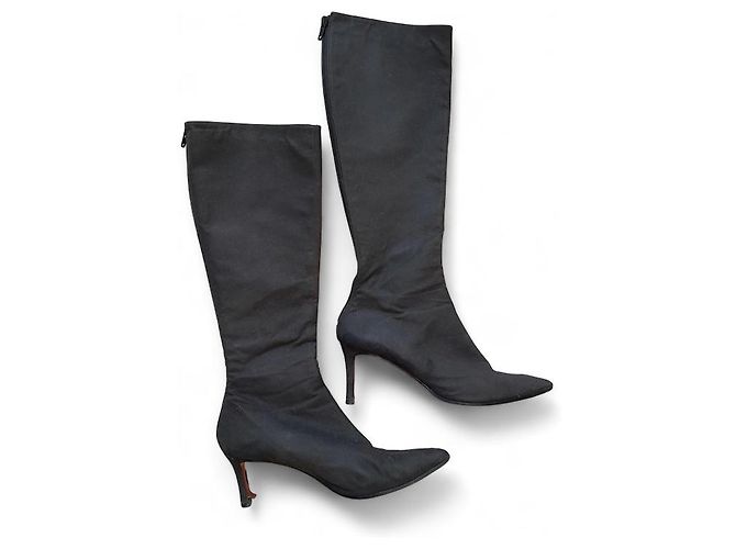 Botas de piel negras de punta Christian Louboutin Negro