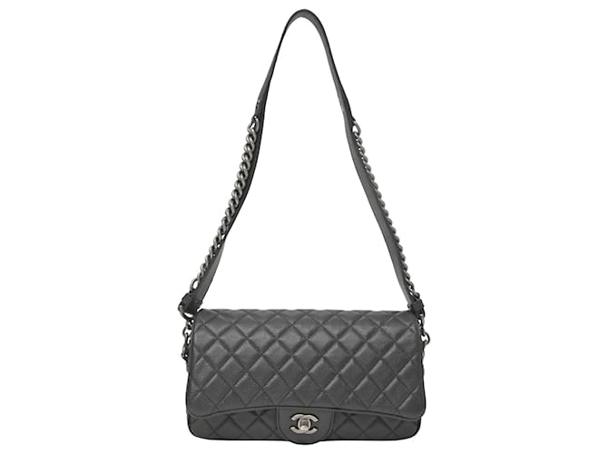 Timeless Borsa Chanel media casual con patta Rock in pelle nera Nero  ref.1419312