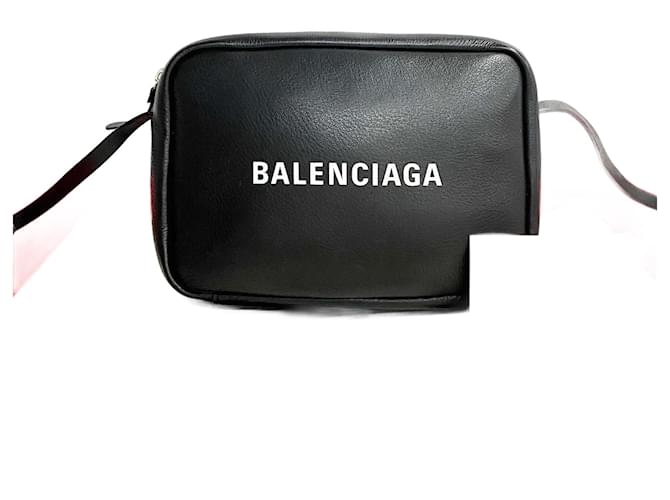 Bolsa de ombro de couro Balenciaga Everyday Camera Bag S 489812 em ótimo estado Preto  ref.1420064